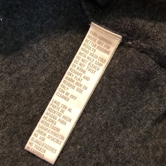 Vtg JONES NEW YORK Size Small P
100% Lana Merino Wool True Wrap Floral Metallic - Picture 12 of 17